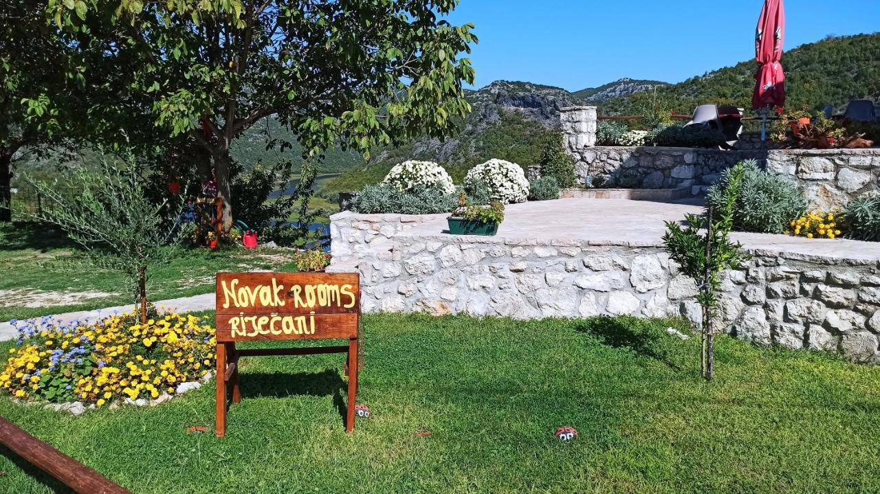 Village House - Novak Rijecani Rijeka Crnojevica Ngoại thất bức ảnh