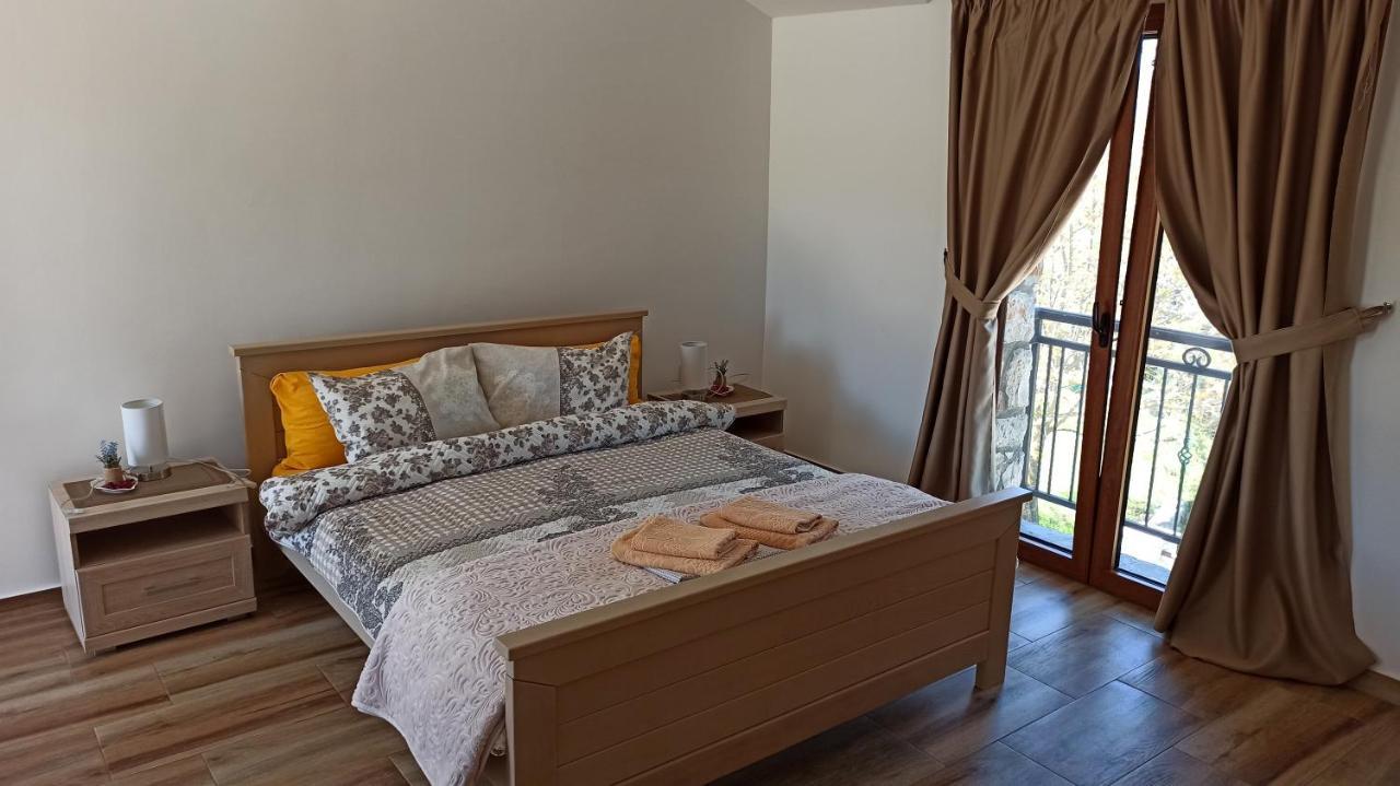 Village House - Novak Rijecani Rijeka Crnojevica Ngoại thất bức ảnh